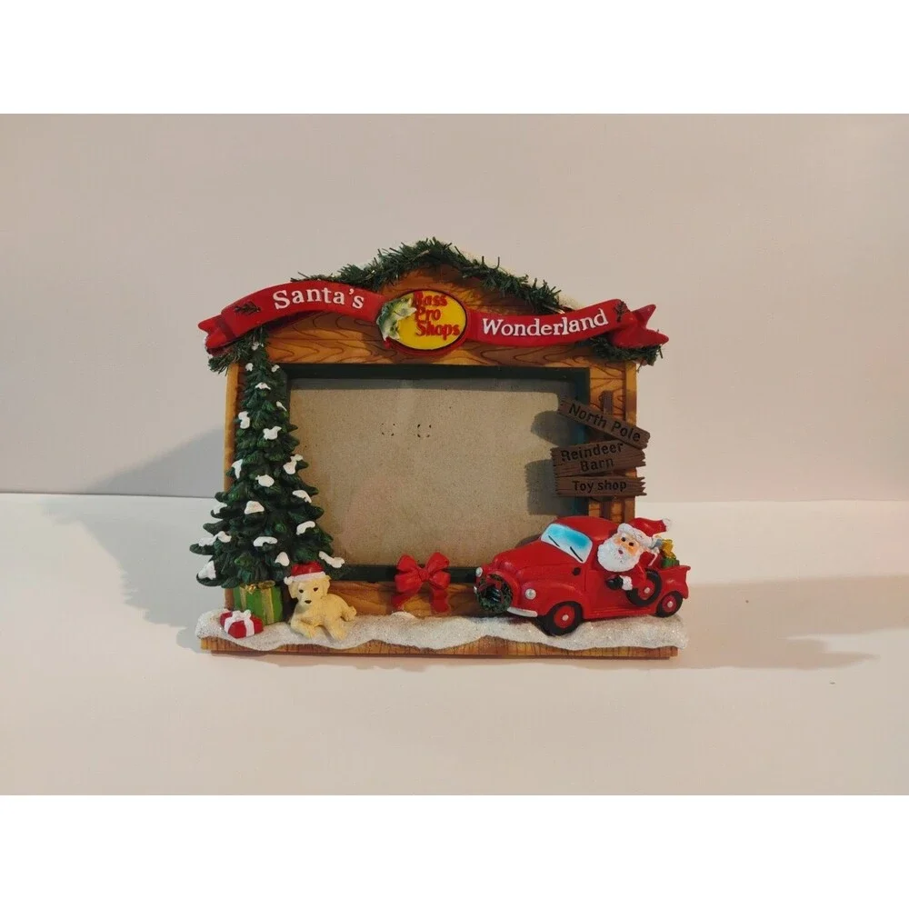 BASS PRO SHOPS SANTA'S WONDERLAND LED PHOTO FRAME